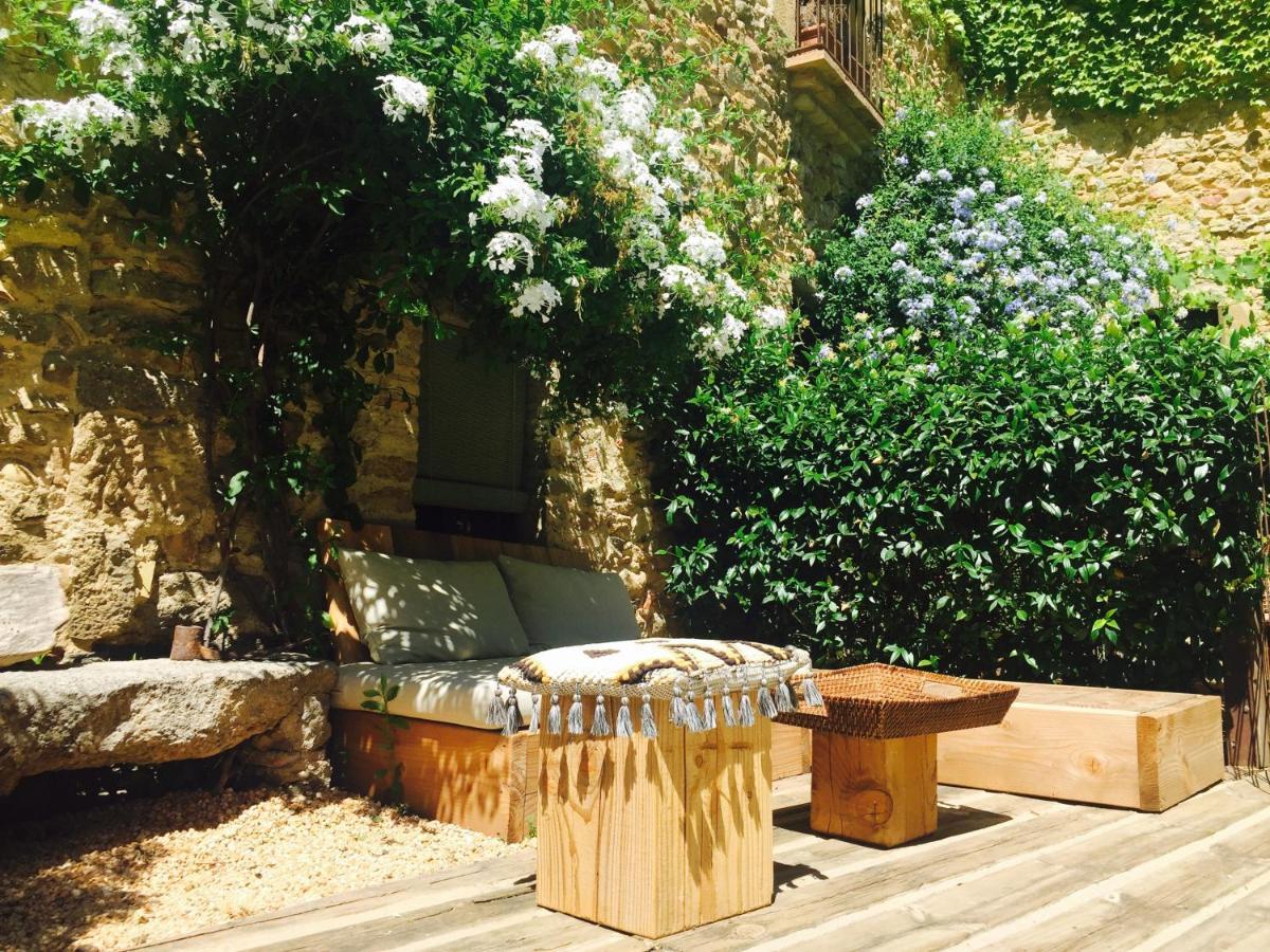 Casa Migdia Bed and Breakfast Sant Jordi Desvalls Buitenkant foto