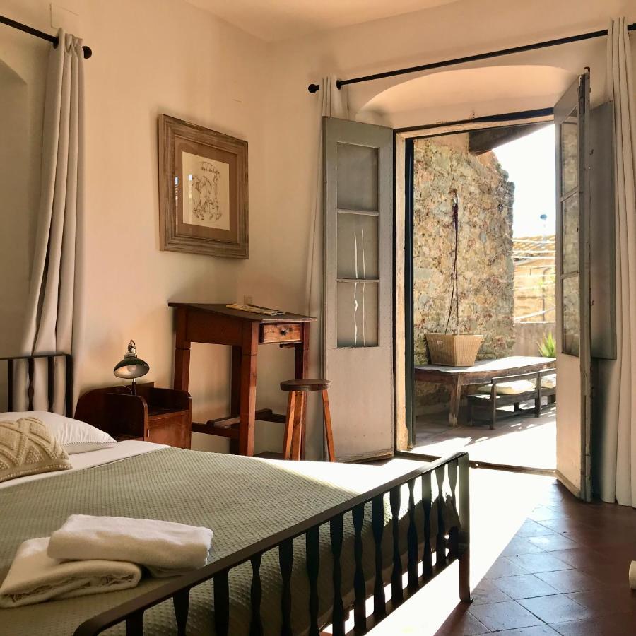 Casa Migdia Bed and Breakfast Sant Jordi Desvalls Buitenkant foto