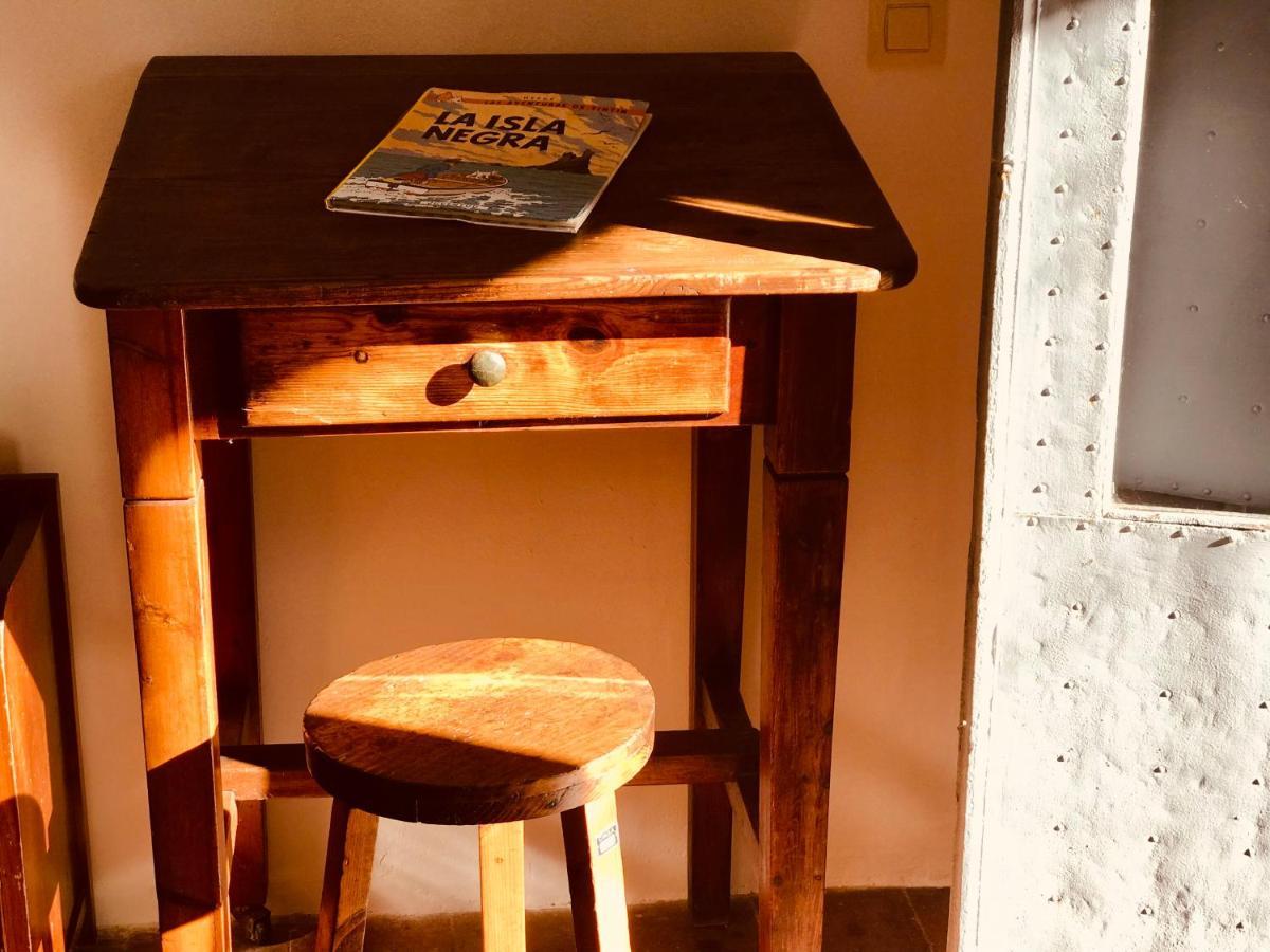 Casa Migdia Bed and Breakfast Sant Jordi Desvalls Buitenkant foto
