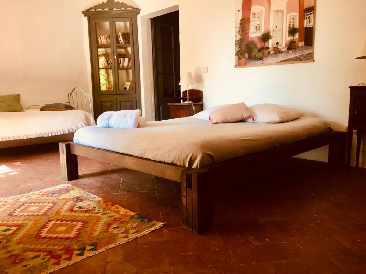 Casa Migdia Bed and Breakfast Sant Jordi Desvalls Buitenkant foto