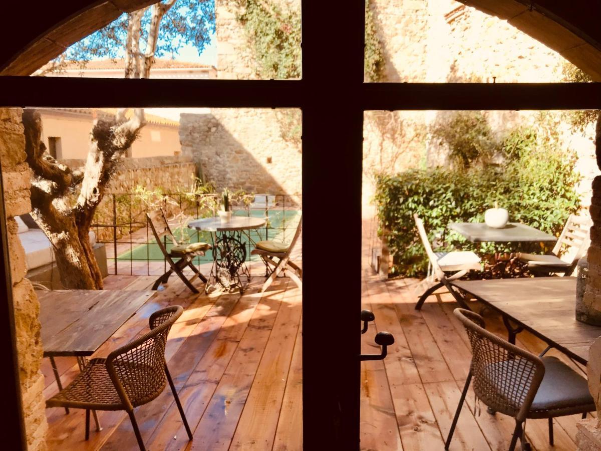 Casa Migdia Bed and Breakfast Sant Jordi Desvalls Buitenkant foto