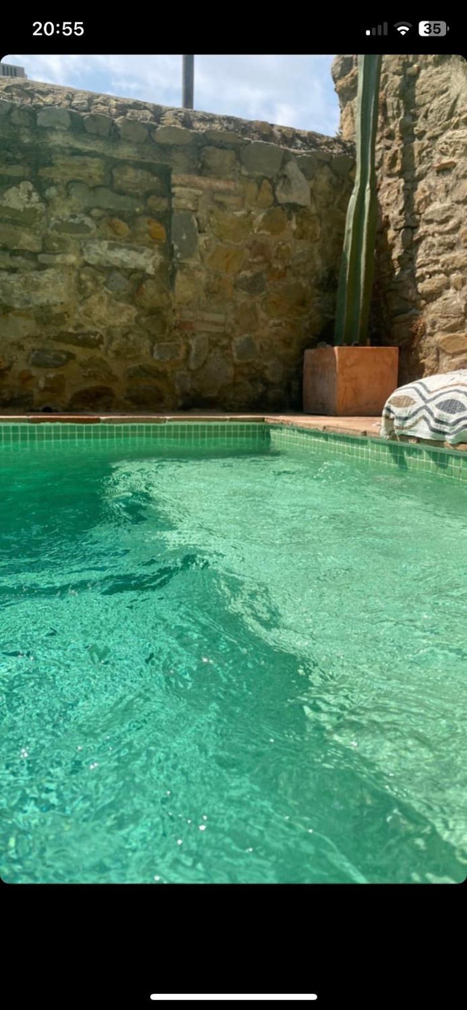 Casa Migdia Bed and Breakfast Sant Jordi Desvalls Buitenkant foto